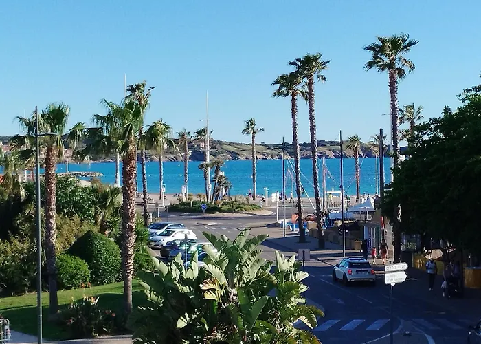 Sanary Port Et Plages Des Lones